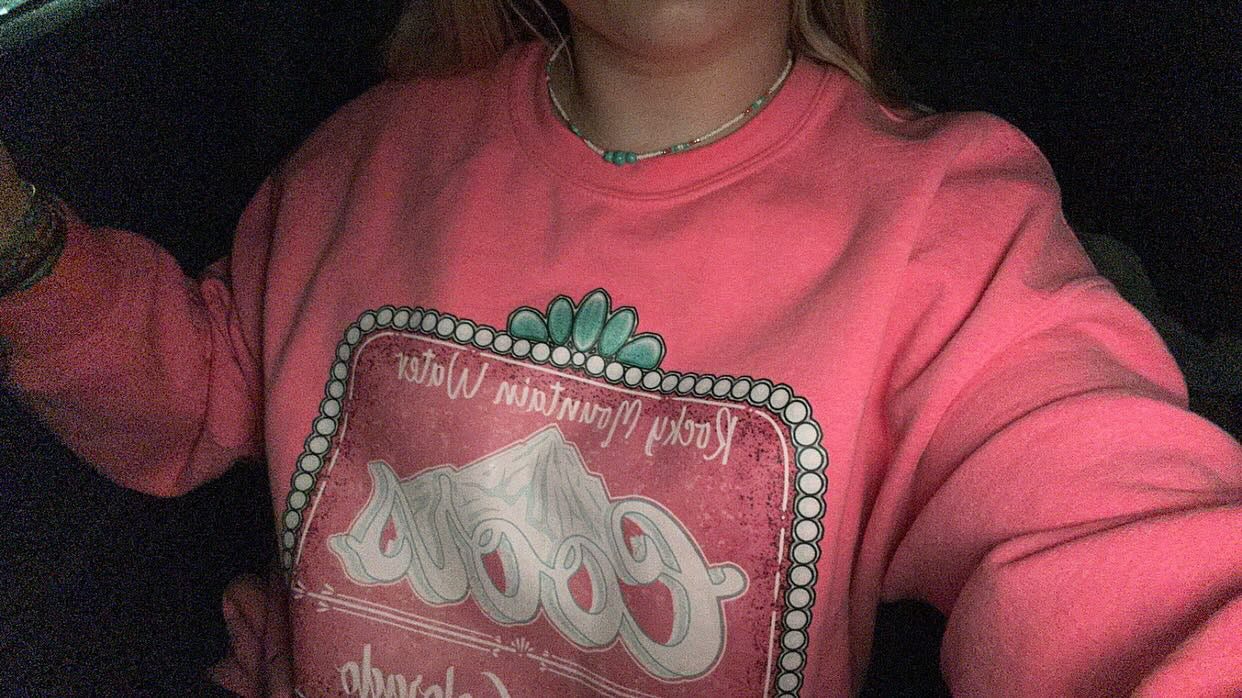 Buckle bunny choker