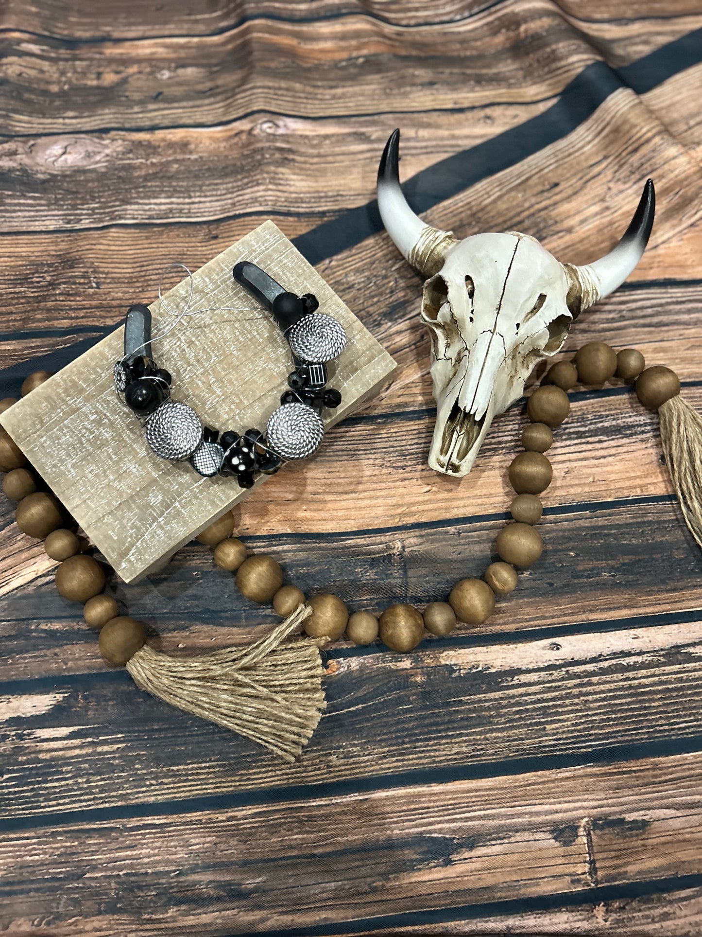 Black beaded horseshoe