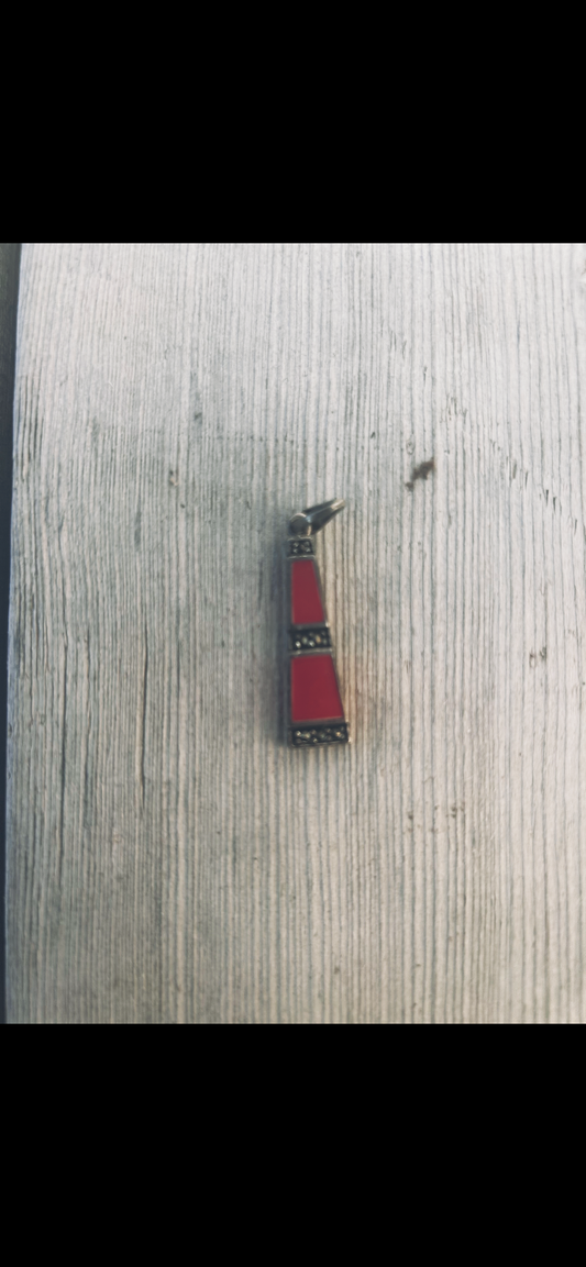 Small red pendant