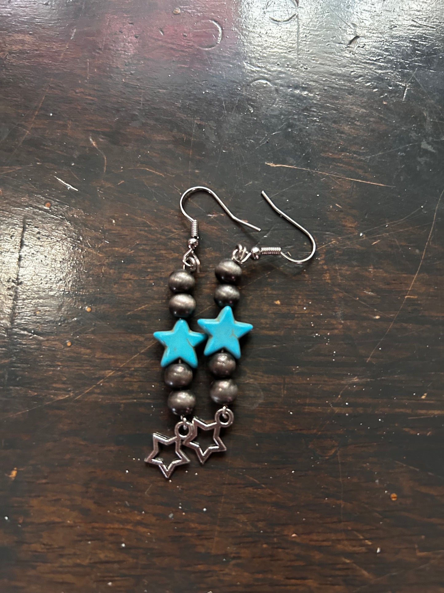 Pearls and stars earrings