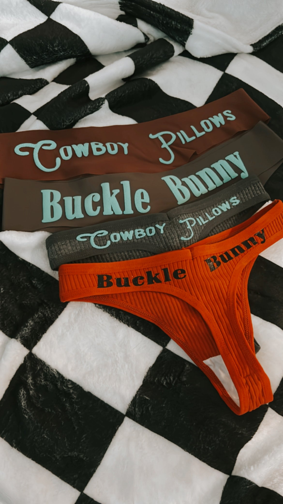 WILD WEST thong (seamless) - cream colors