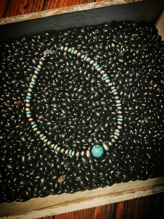 Navajo pearl turquoise accent necklace