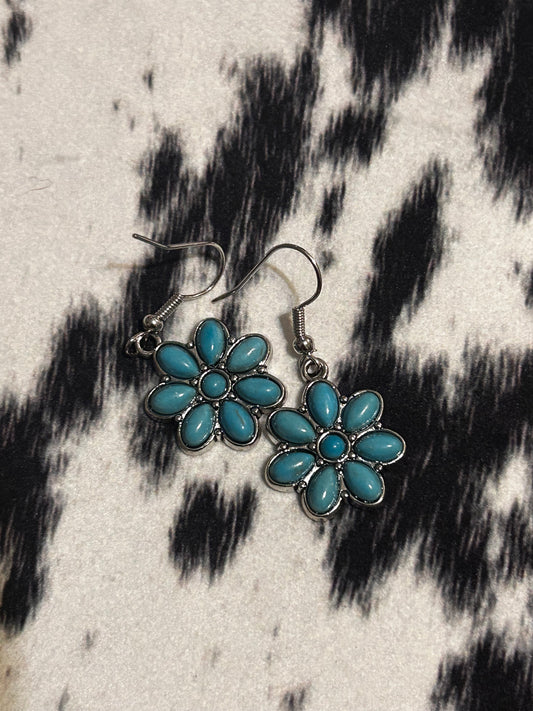 Flower stone earrings