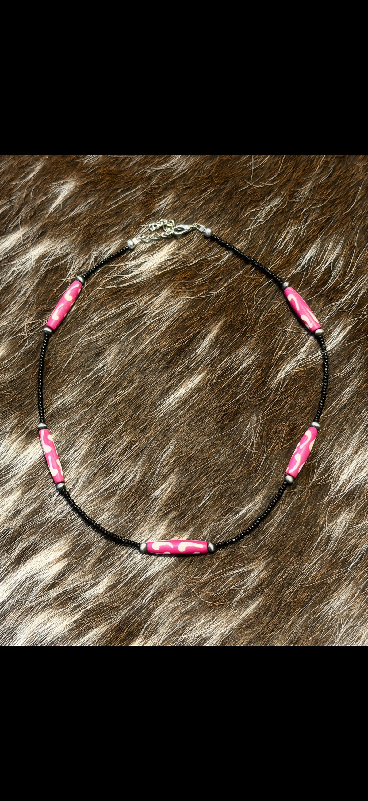 Dyed wood necklace