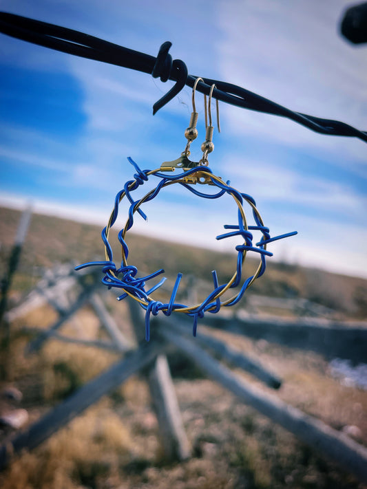 Blue and gold barbed wire hoops